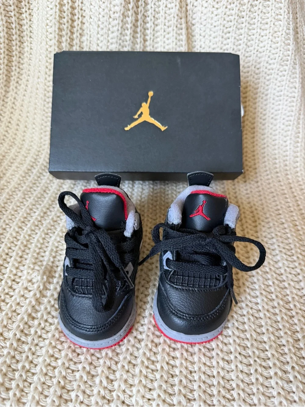Toddler Air Jordan Kids Black/Red Retro Sneaker